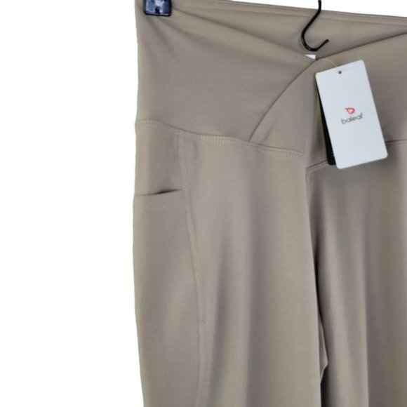 Baleaf desert flare pocket legging pants Size Small NEW - Picture 2 of 6